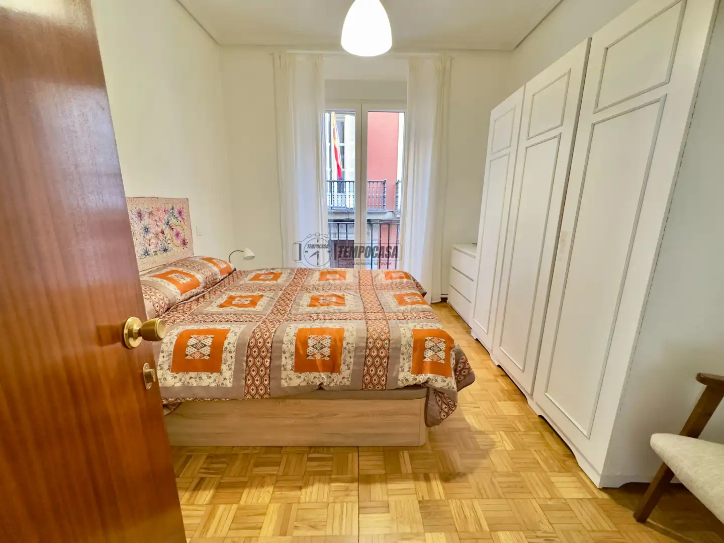 Bedroom of Flat for sale in Madrid  with Air Conditioner, Heating and Furnished