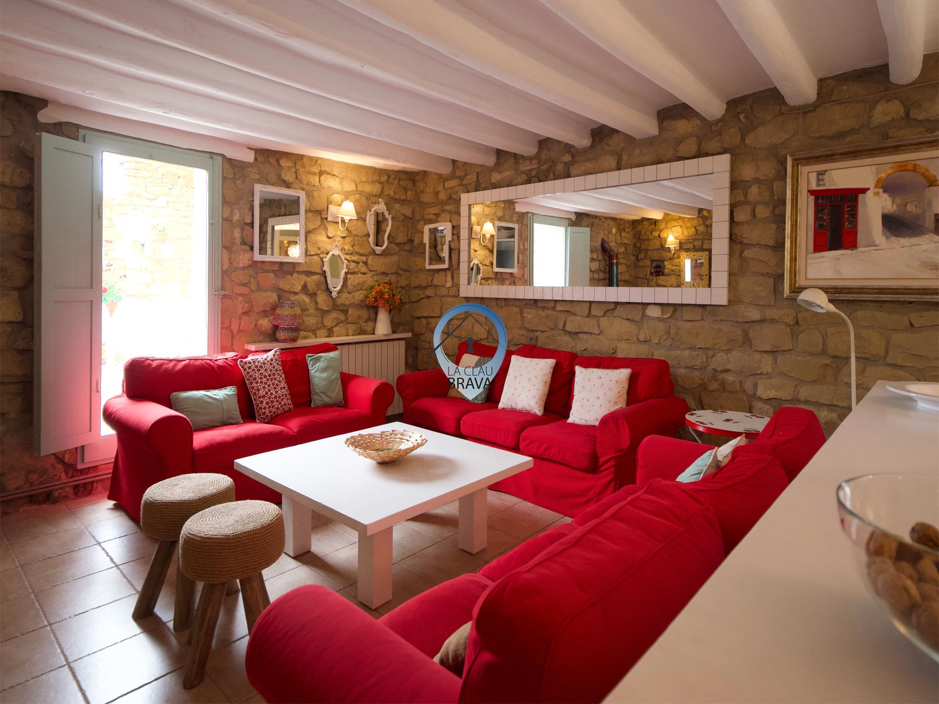 Sala d'estar de Casa o xalet en venda en Ardisa amb Aire condicionat, Jardí privat i Moblat