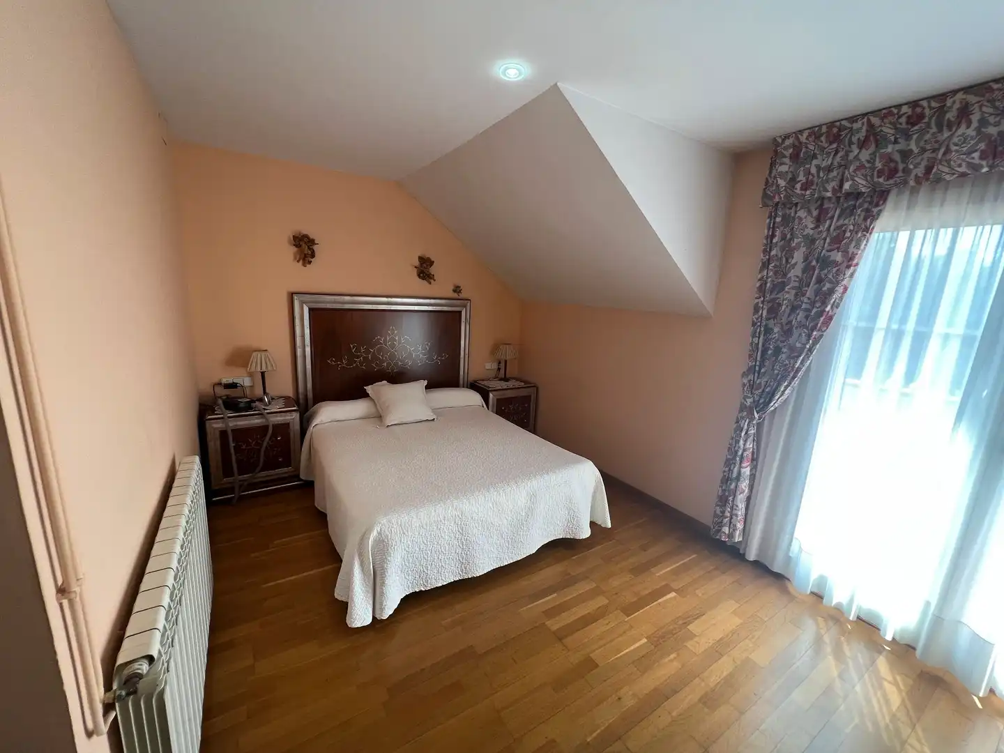 Habitación de Casa o chalet en venta en Tàrrega con Aire acondicionado, Calefacción y Jardín privado