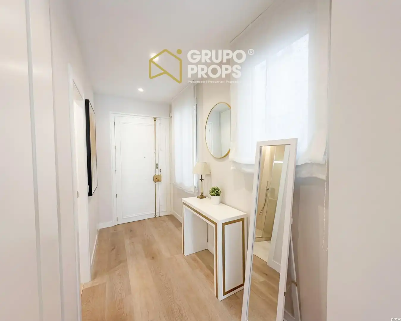 Wohnung zum Verkauf in Madrid mit Klimaanlage und Heizung