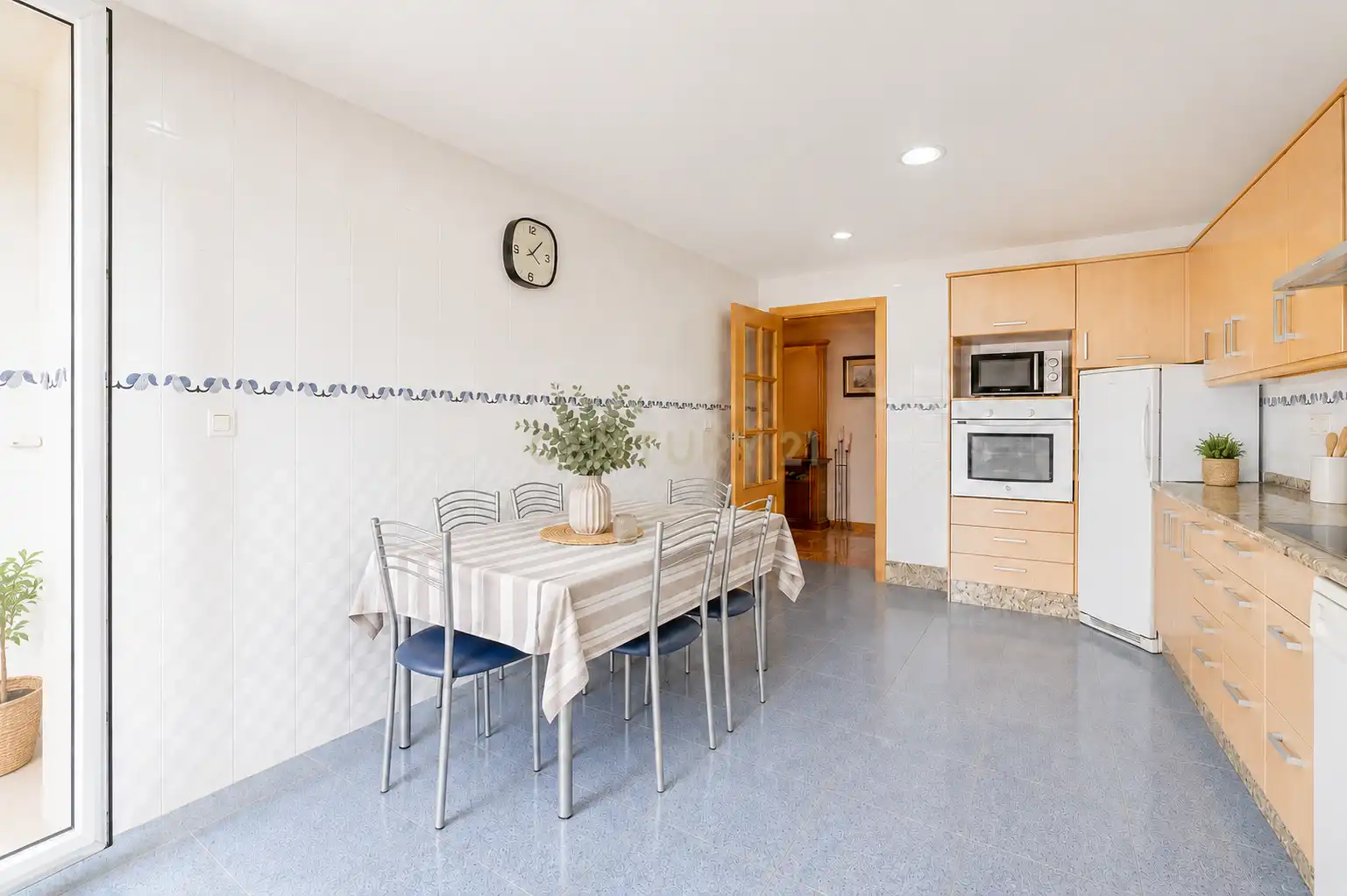Cuina de Apartament en venda en Vila-real amb Aire condicionat