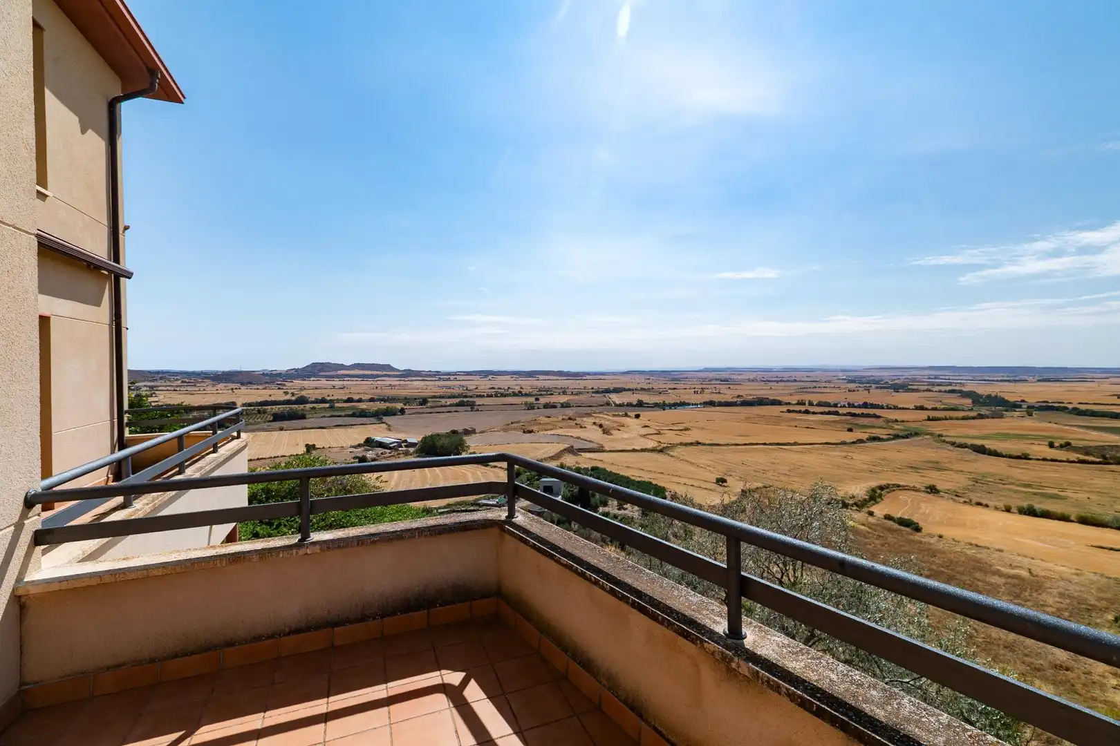 Terrassa de Edifici en venda en La Sotonera, Huesca