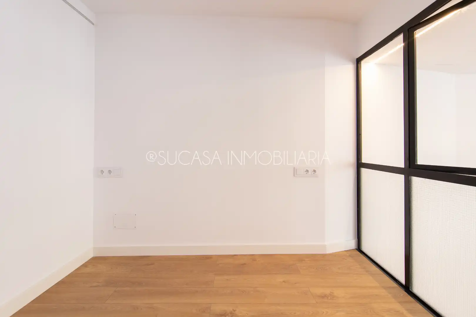 Loft de lloguer en A Coruña Capital  amb Calefacció, Parquet i Forn