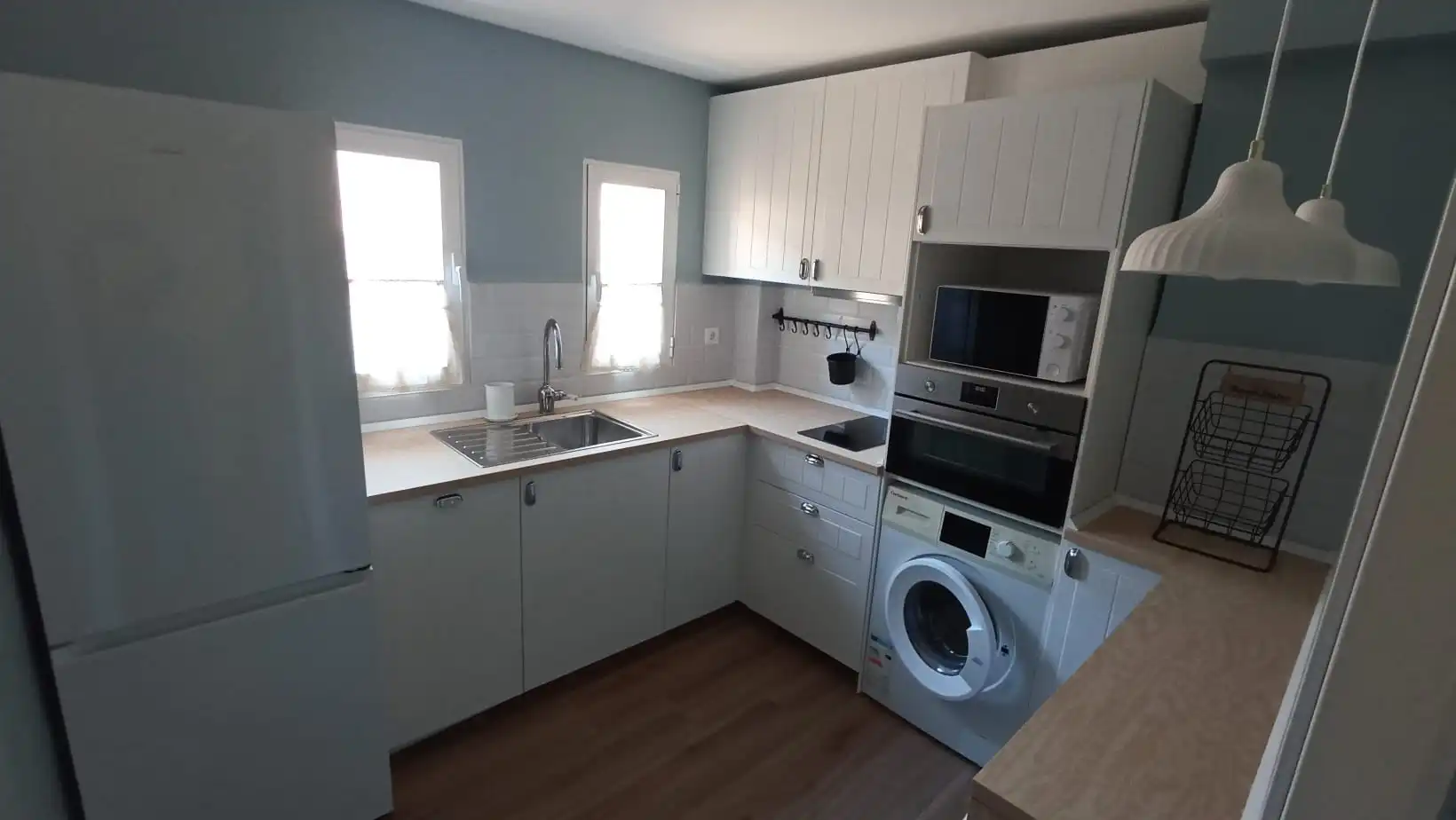 Kitchen of Flat for rent in Granada  with Air Conditioner, Terrace and Washing machine