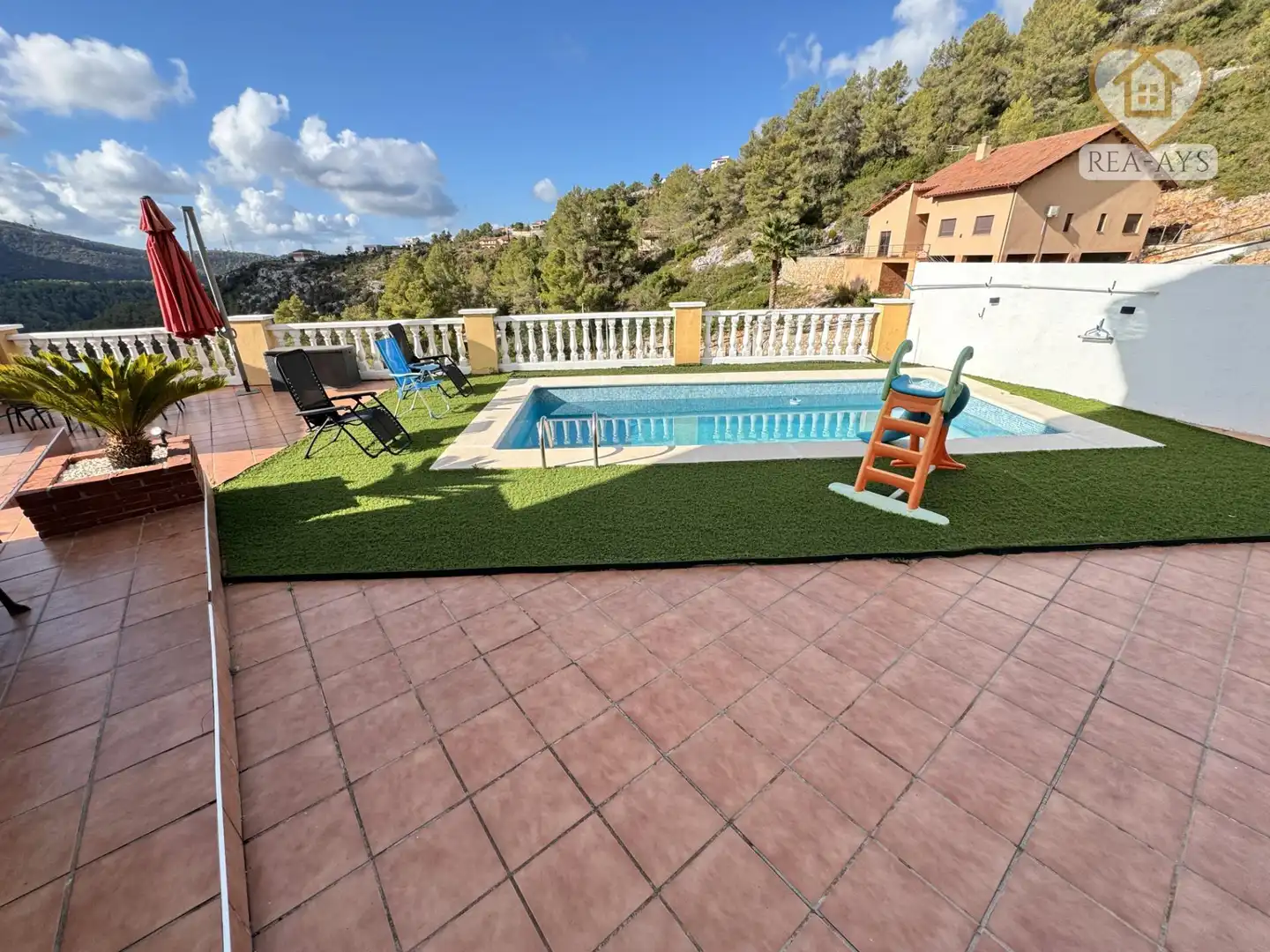 Piscina de Casa o xalet en venda en Olesa de Bonesvalls amb Calefacció, Jardí privat i Parquet