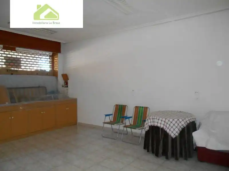 Local comercial en venda a Casco Antiguo