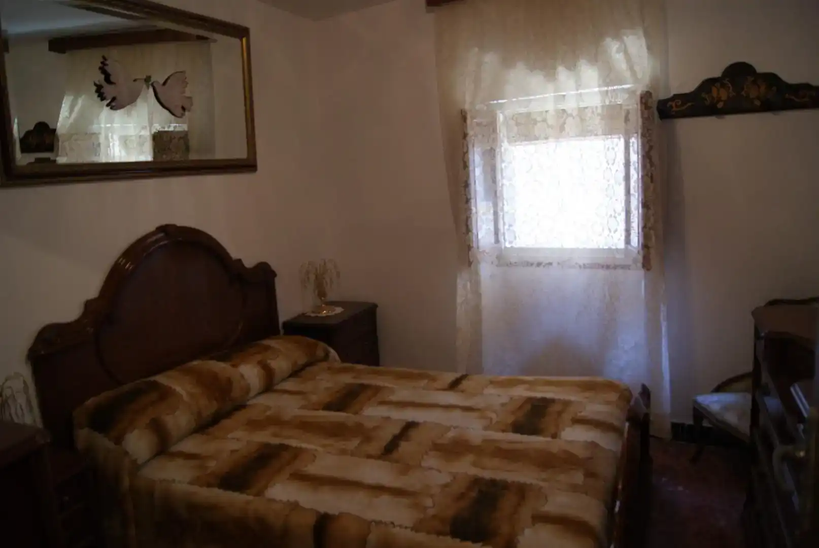 Schlafzimmer von Wohnung zum Verkauf in Biel mit Klimaanlage, Privatgarten und Abstellraum