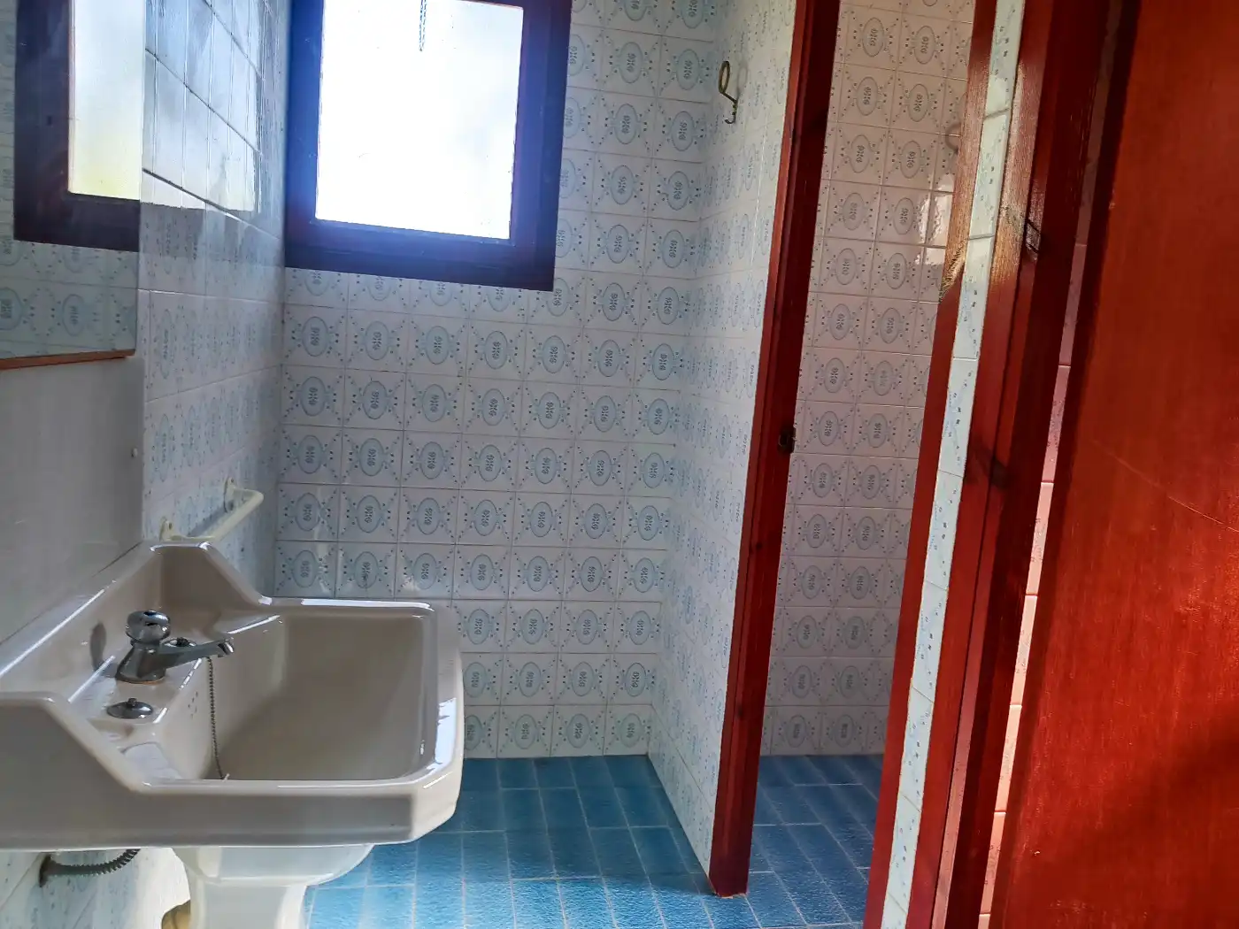 Badezimmer von Country house zum Verkauf in Rossell mit Privatgarten, Abstellraum und Möbliert