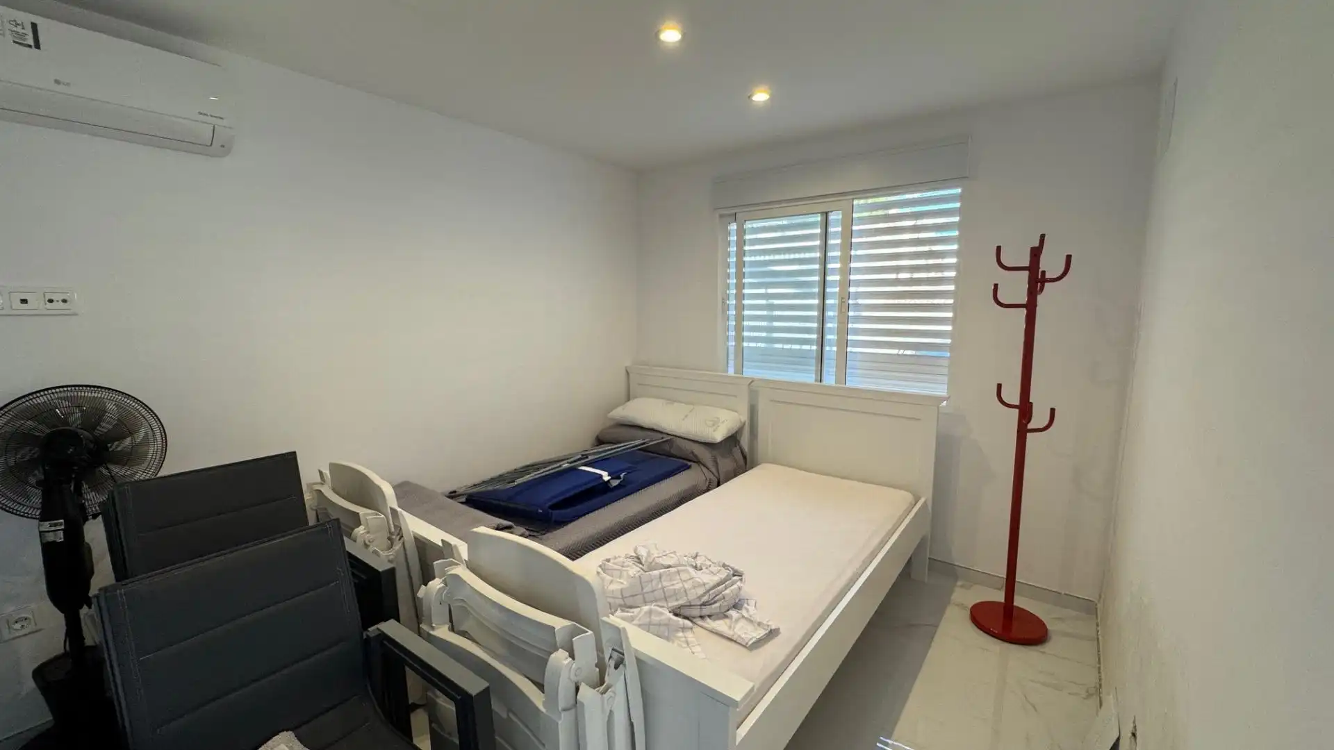 Bedroom of Detached homes for sale in Benidorm  with Air Conditioner, Private garden and Terrace