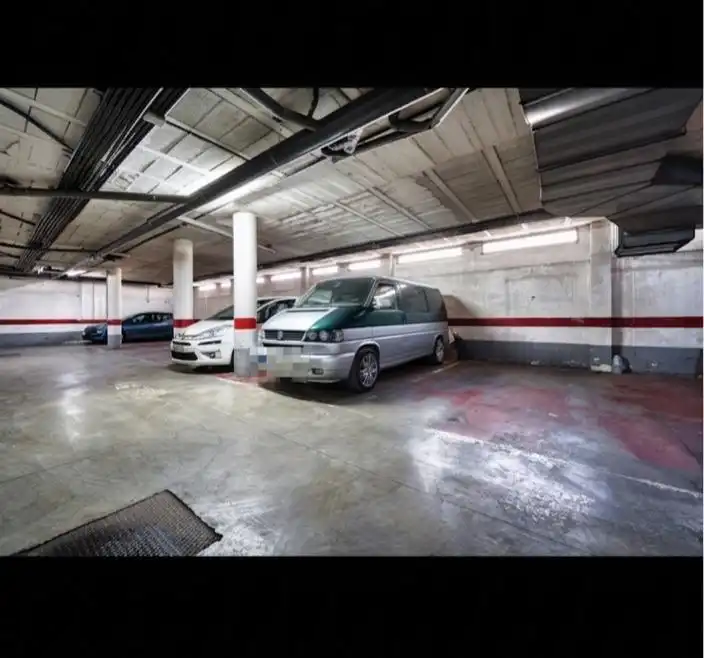 Dúplex en venda a Calle PARQUE DE DESPEÑAPERROS, Pino Montano - Consolación