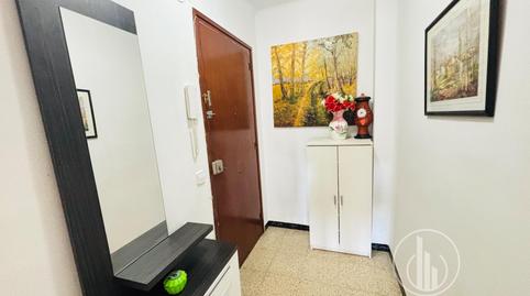 Foto 2 de Pis en venda a Carrer del Mossèn Jacint Verdaguer, Olot, Girona