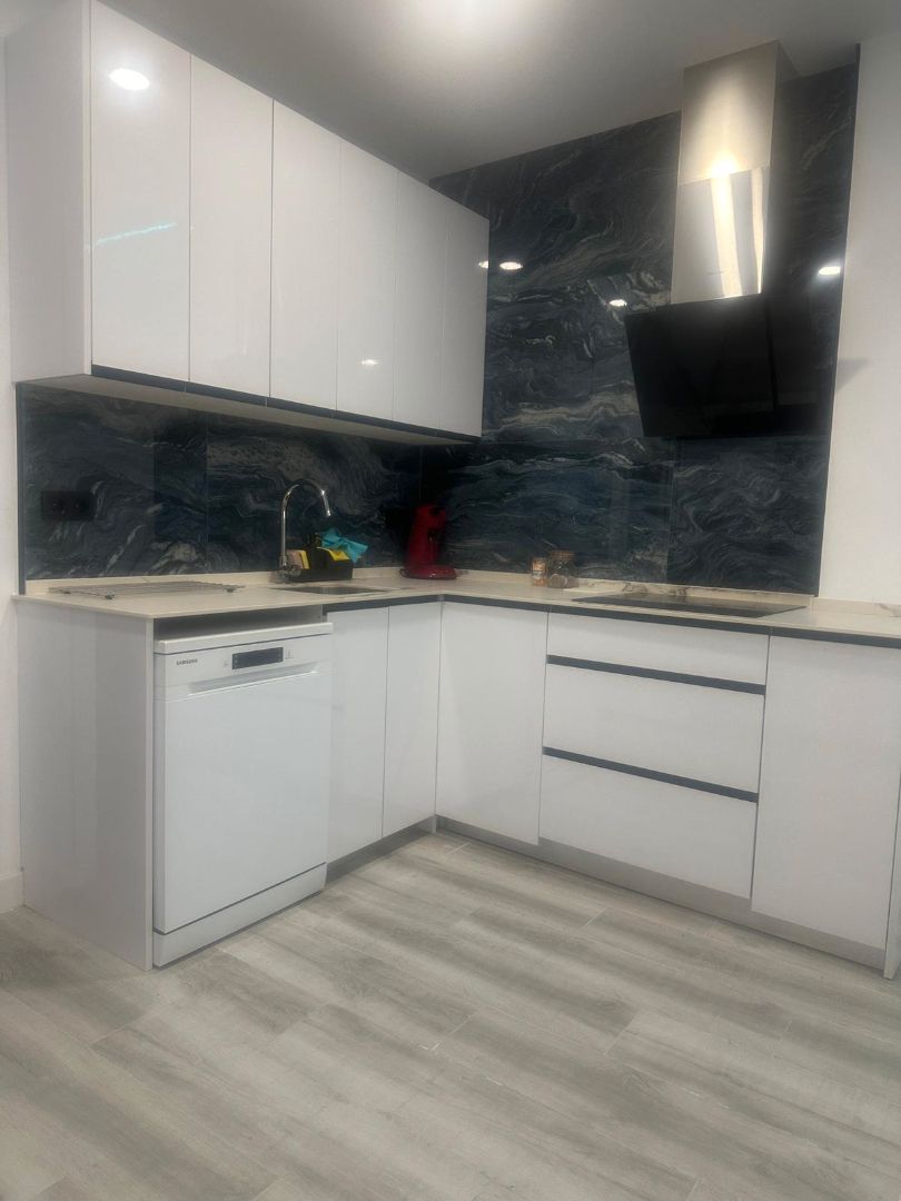 Cuina de Pis en venda en  Cádiz Capital amb Aire condicionat, Traster i Moblat