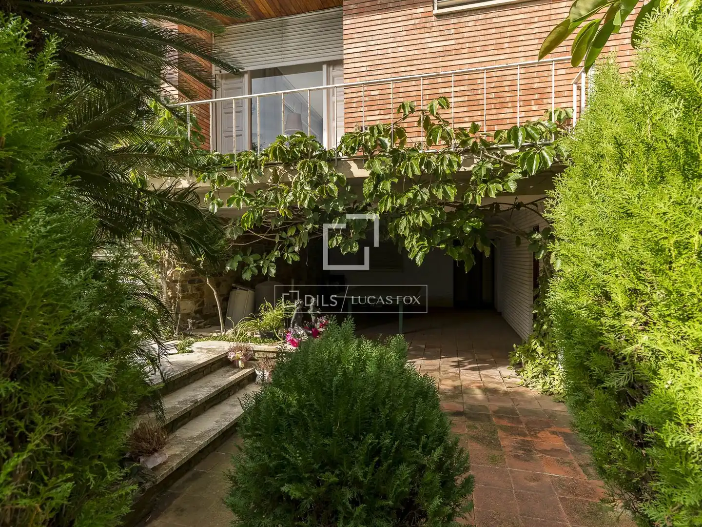 Terraza de Casa o chalet en venta en Barcelona con Calefacción, Jardín privado y Trastero