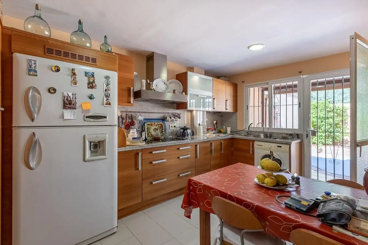 Chalet con terraza en venta en Calle Severo Ochoa 31, imagen 16
