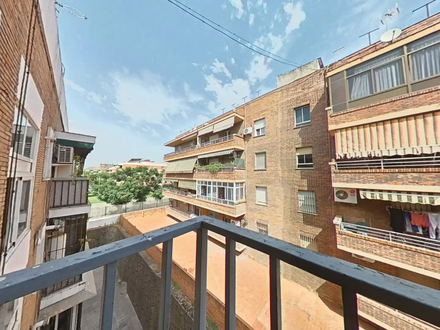 Exterior view of Flat for sale in Córdoba  with Air Conditioner, Terrace and Storage room