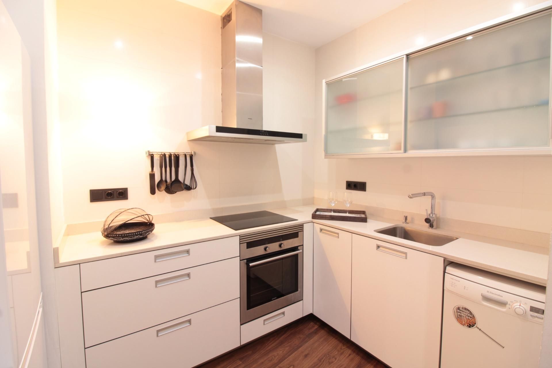Kitchen of Flat for sale in  Valencia Capital  with Air Conditioner, Heating and Parquet flooring