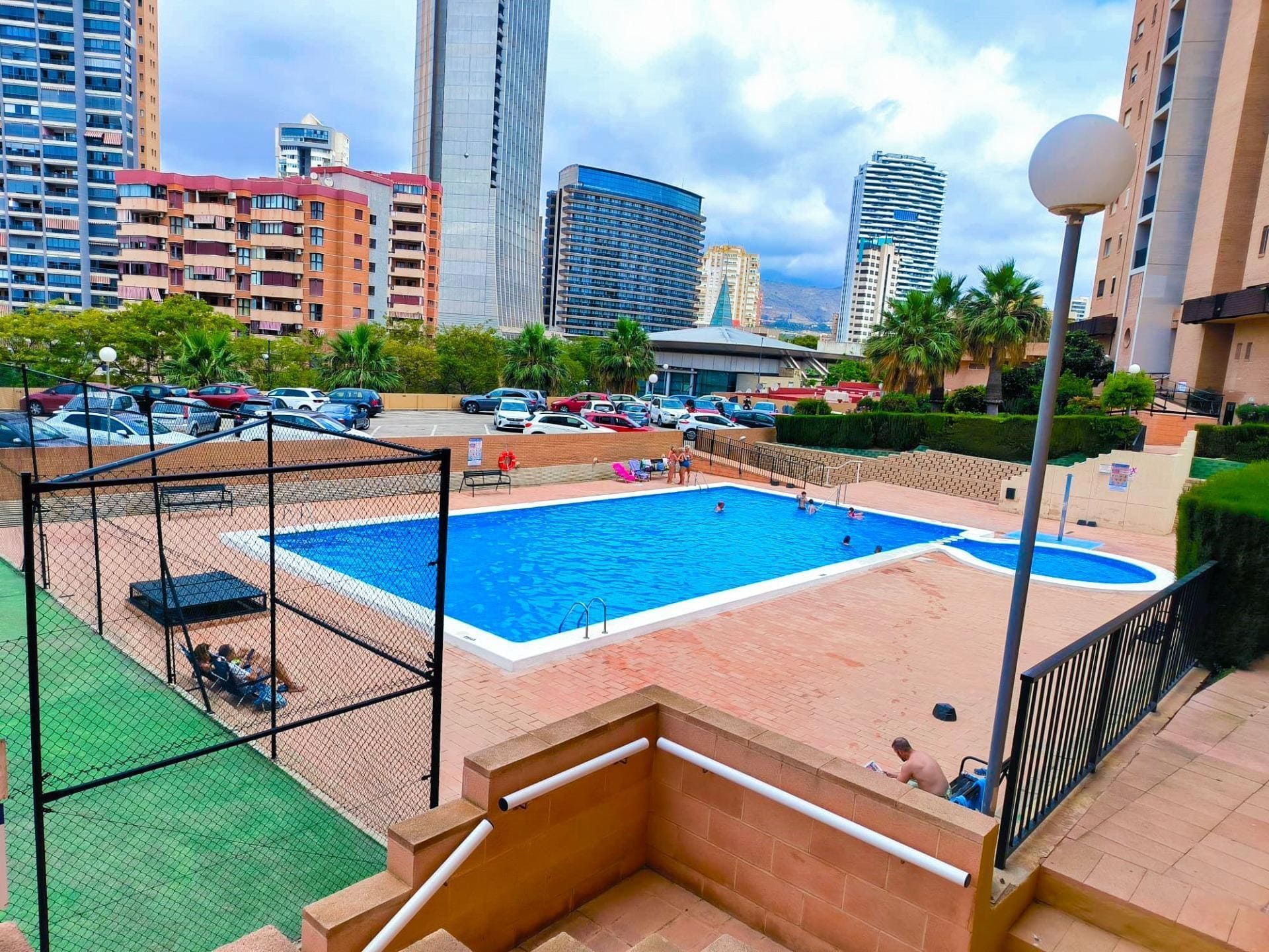 Piscina de Apartament en venda en Benidorm amb Aire condicionat i Piscina comunitària