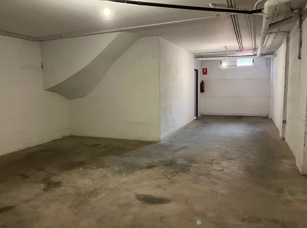 Einfamilien-Reihenhaus zur Miete in Alcàsser mit Klimaanlage, Heizung und Terrasse