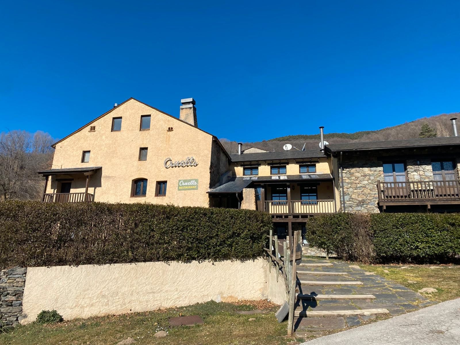 Exterior view of Building for sale in Planoles  with Alarm and Community pool