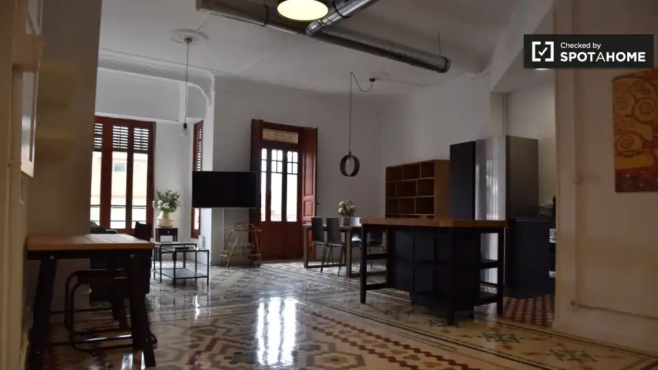 Appartement avec terrasse à louer à Extramurs