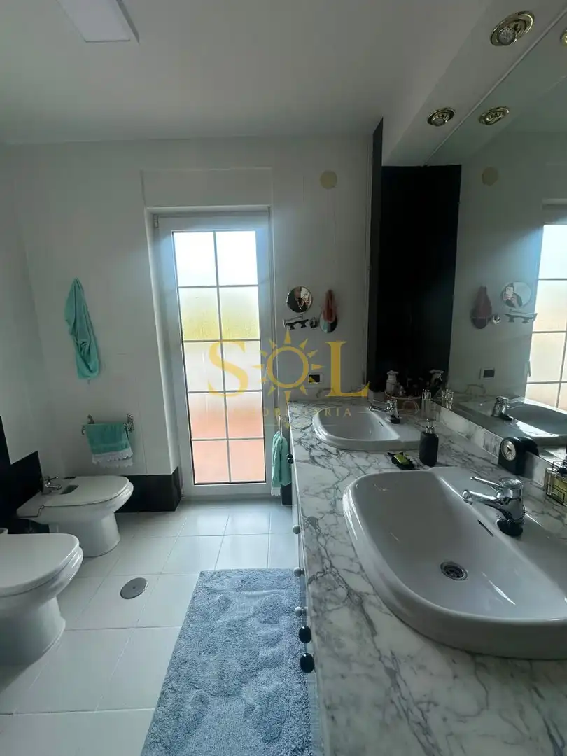 Casa pareada con terraza en venta en Calle Federico Castañón, imagen 77