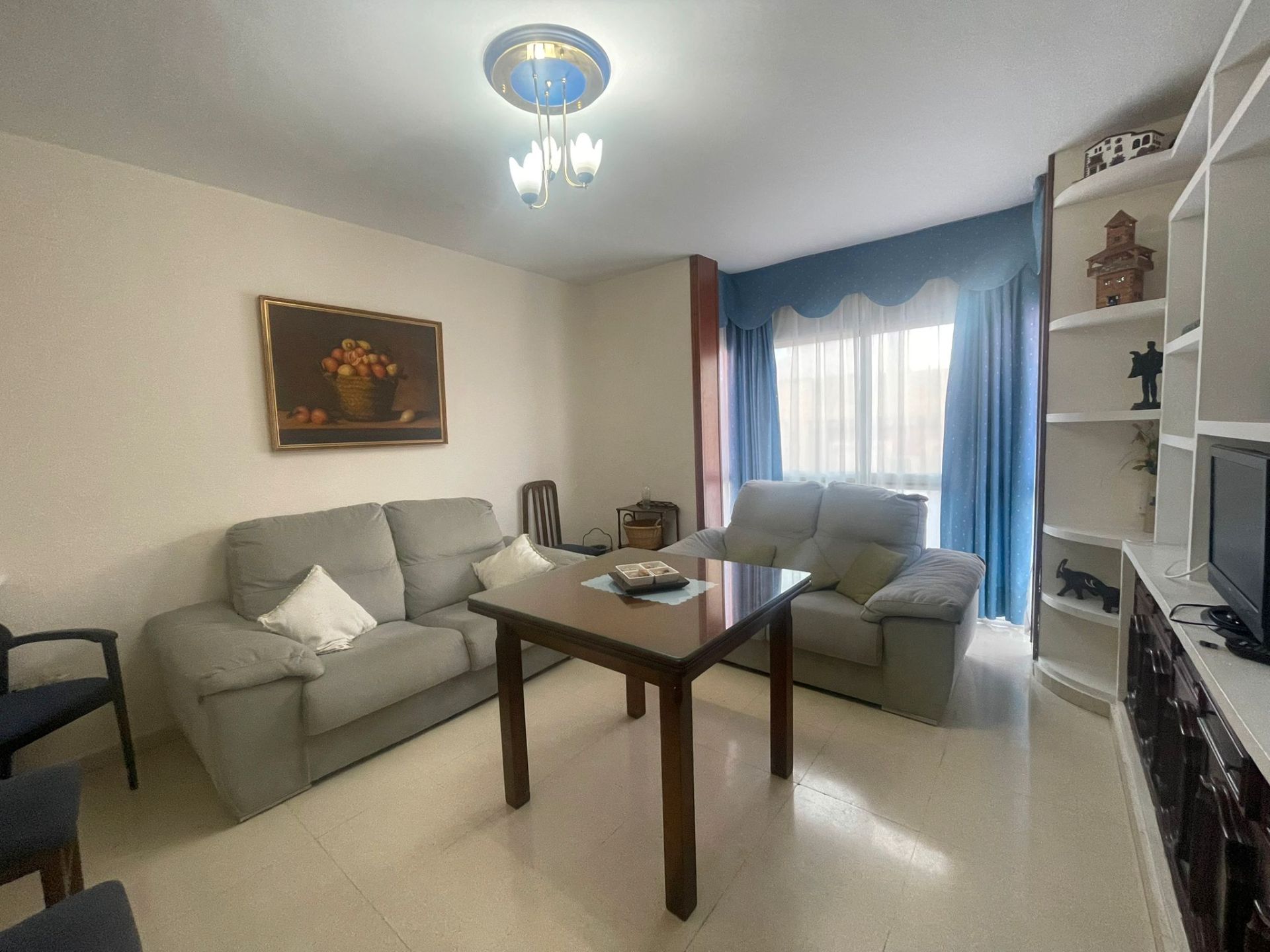 Sala de estar de Piso en venta en  Huelva Capital con Amueblado