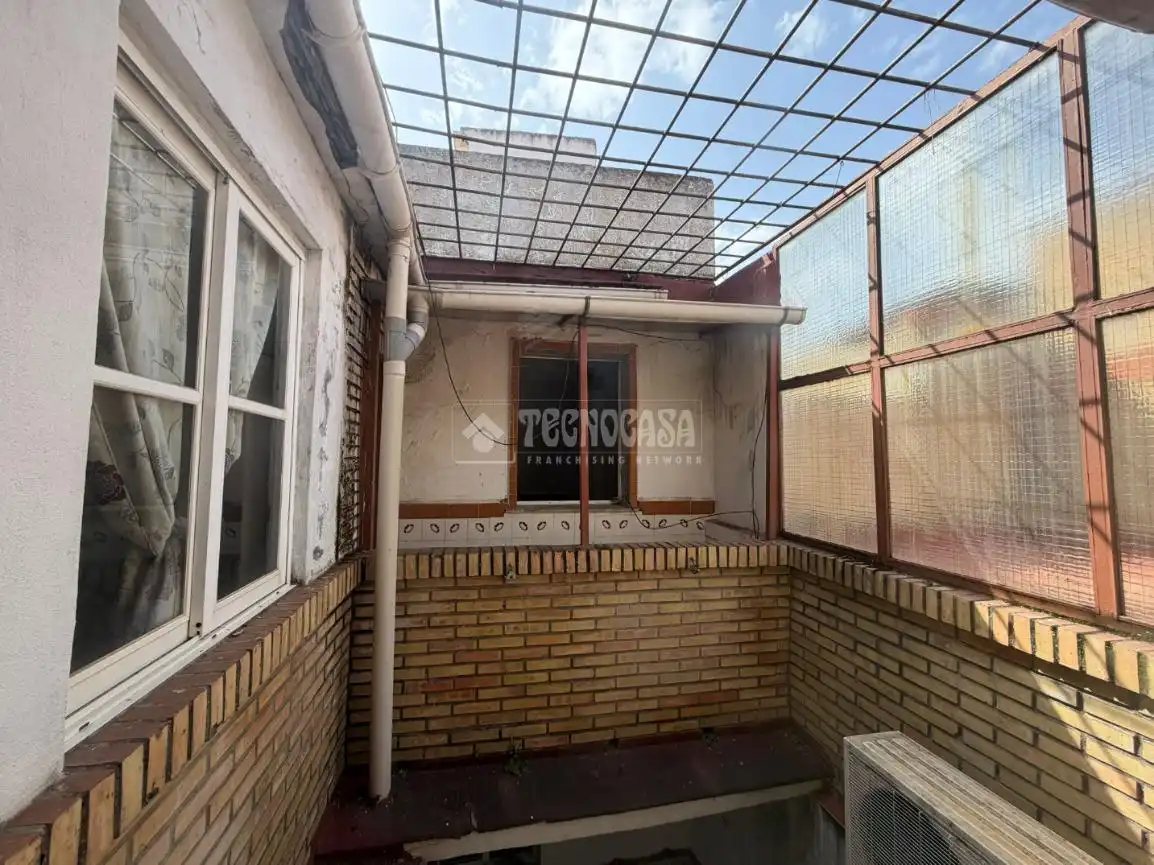 Garden of Houses for sale in Sevilla  with Terrace and Balcony