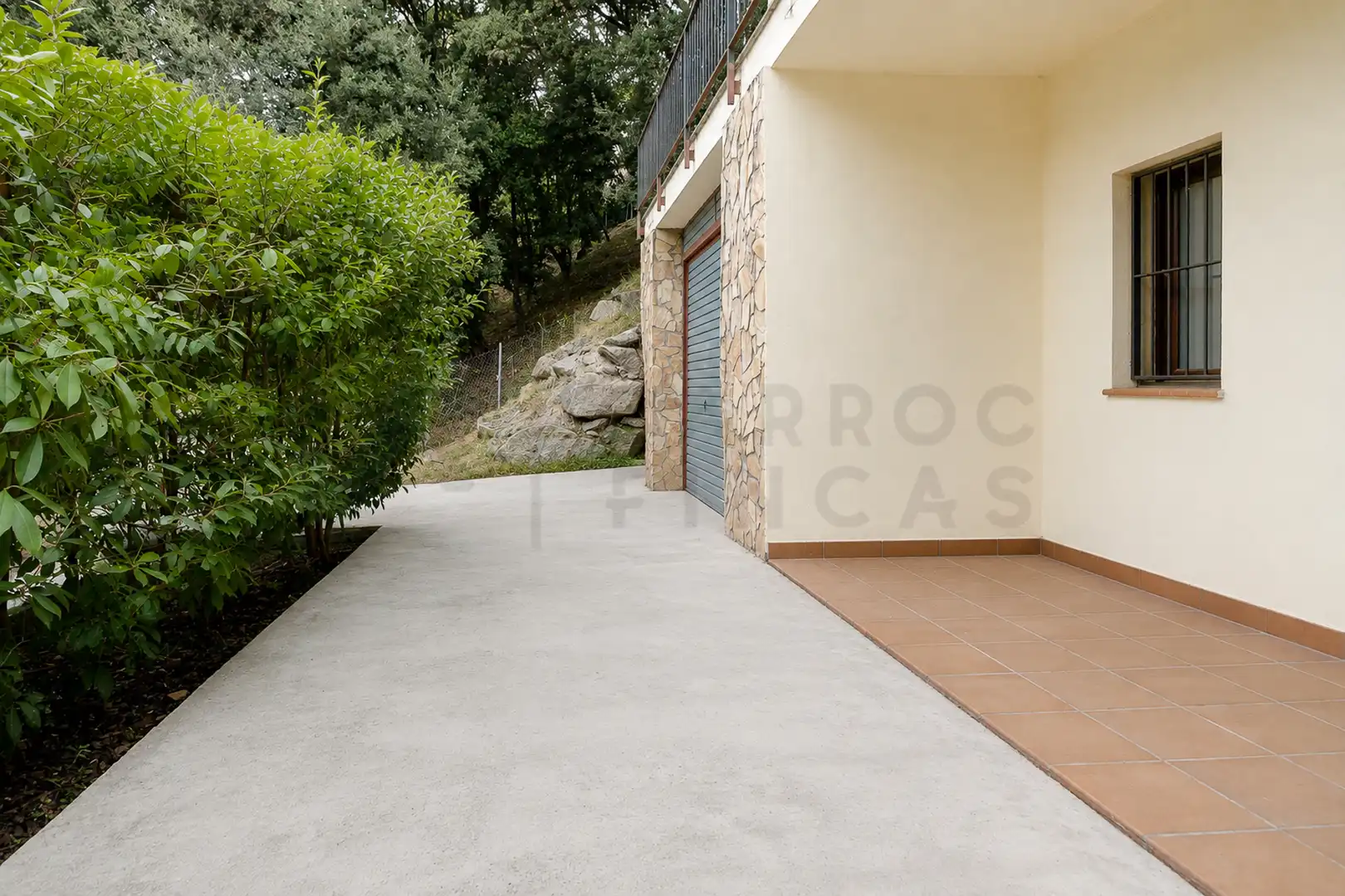 Terrasse von Haus oder Chalet zum Verkauf in Vallgorguina mit Heizung, Privatgarten und Ofen
