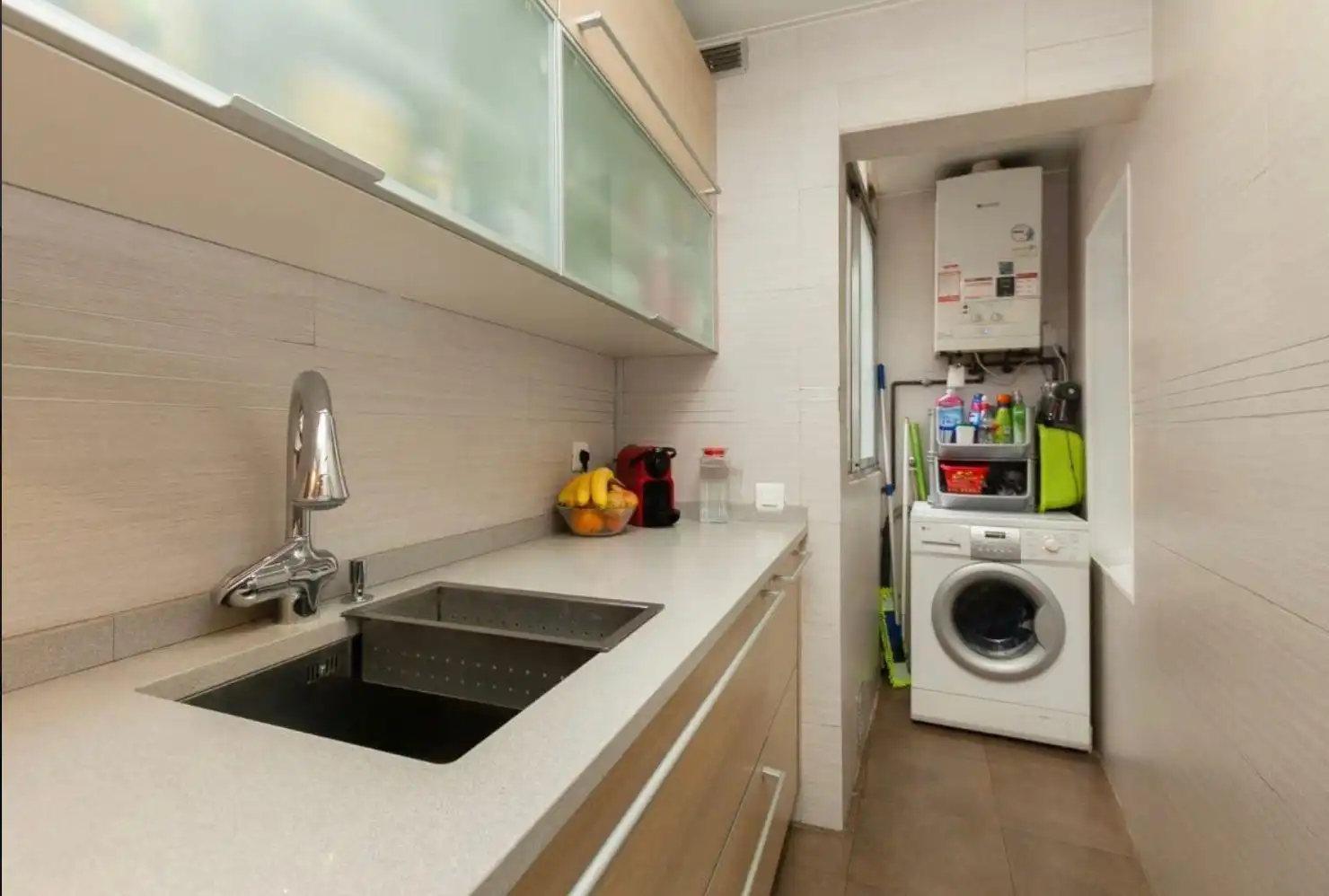 Flat with terrace for sale in Avenida CORTS CATALANES, imagen 8