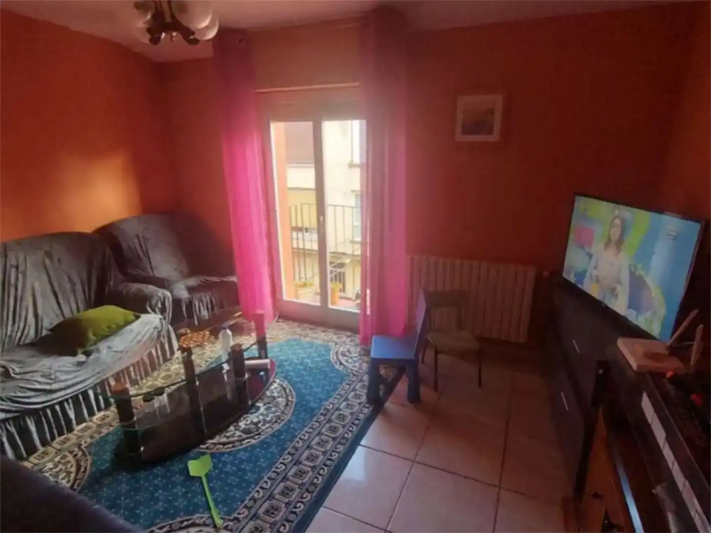 Sala d'estar de Finca rústica en venda en Huércanos amb Balcó