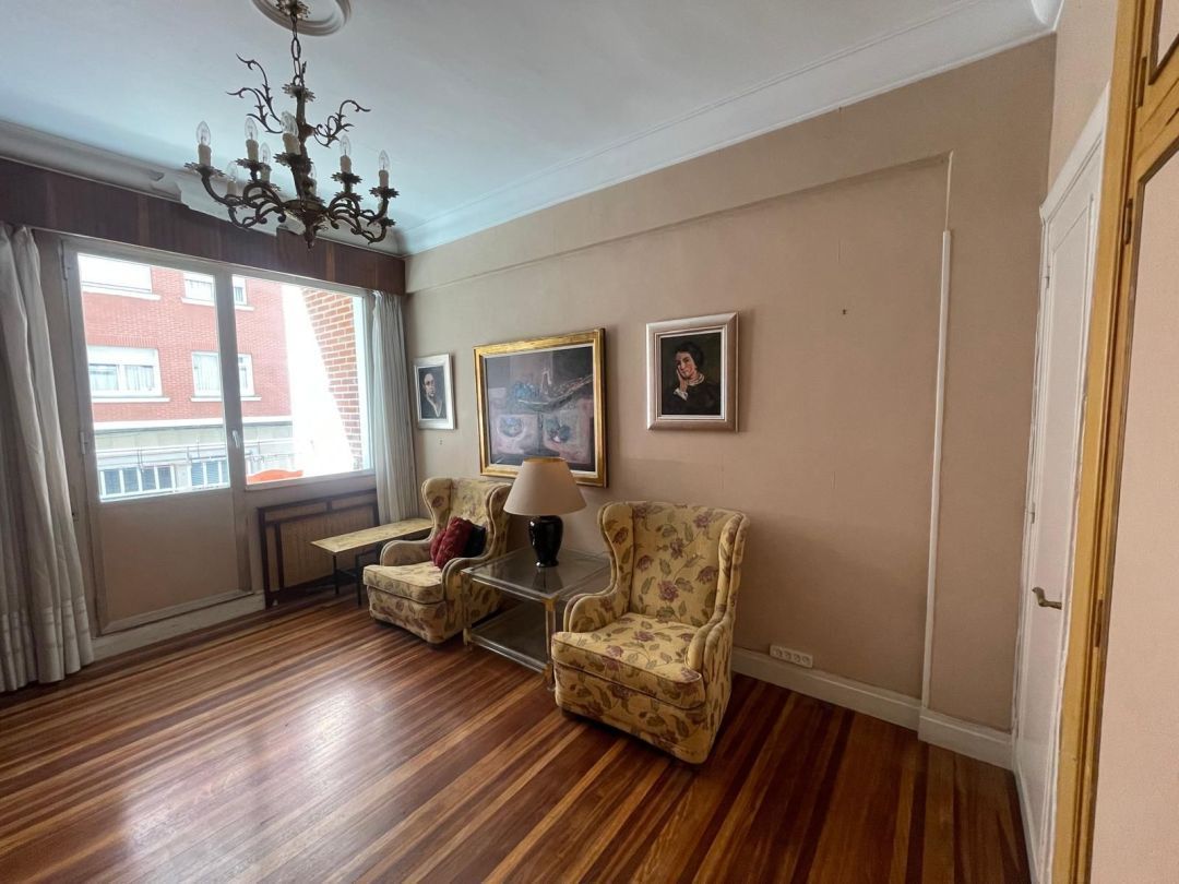 Living room of Flat for sale in Bilbao   with Heating and Terrace