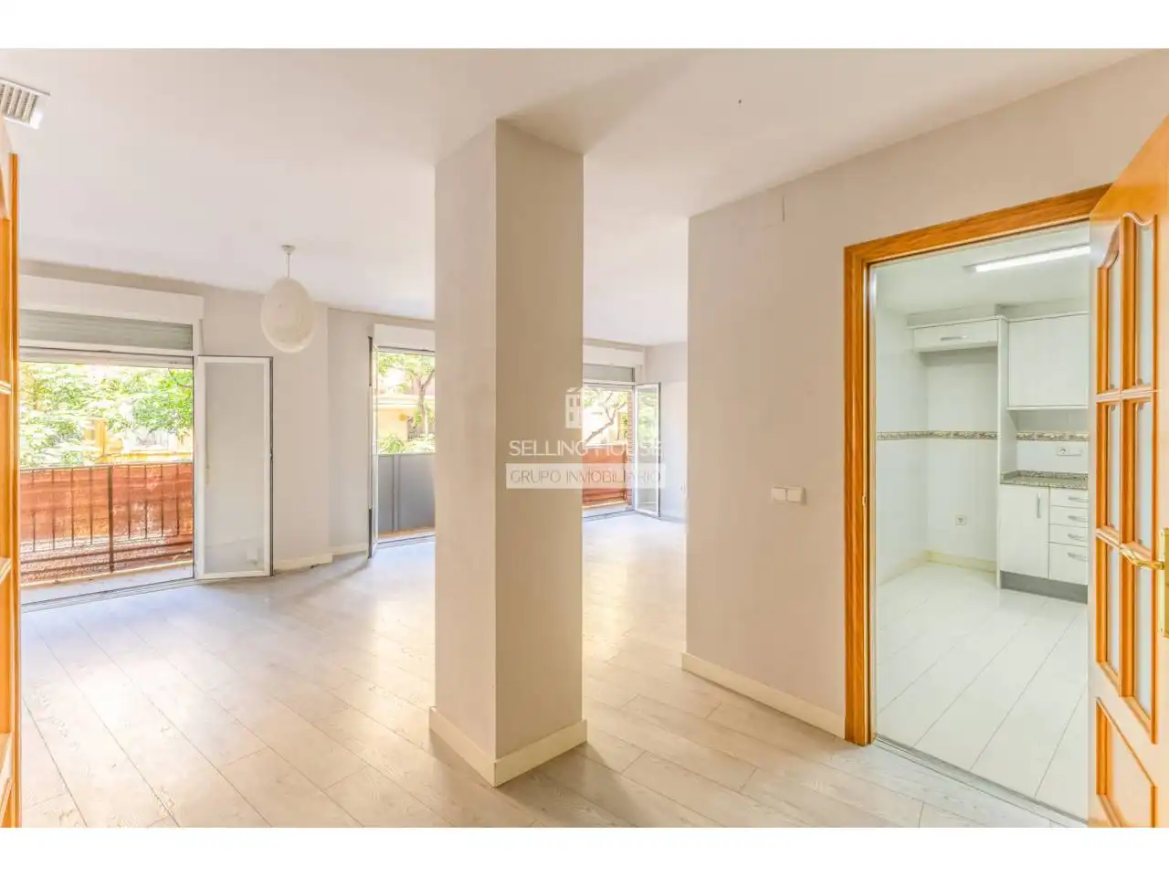 Exterior view of Flat for sale in Valencia  with Heating, Parquet flooring and Balcony