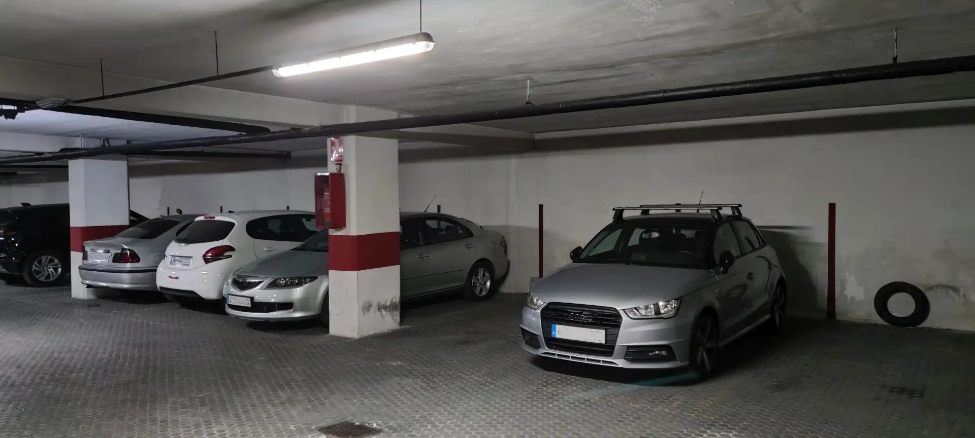Einzelparkplatz zur Miete in Calle Trajano 1, imagen 4