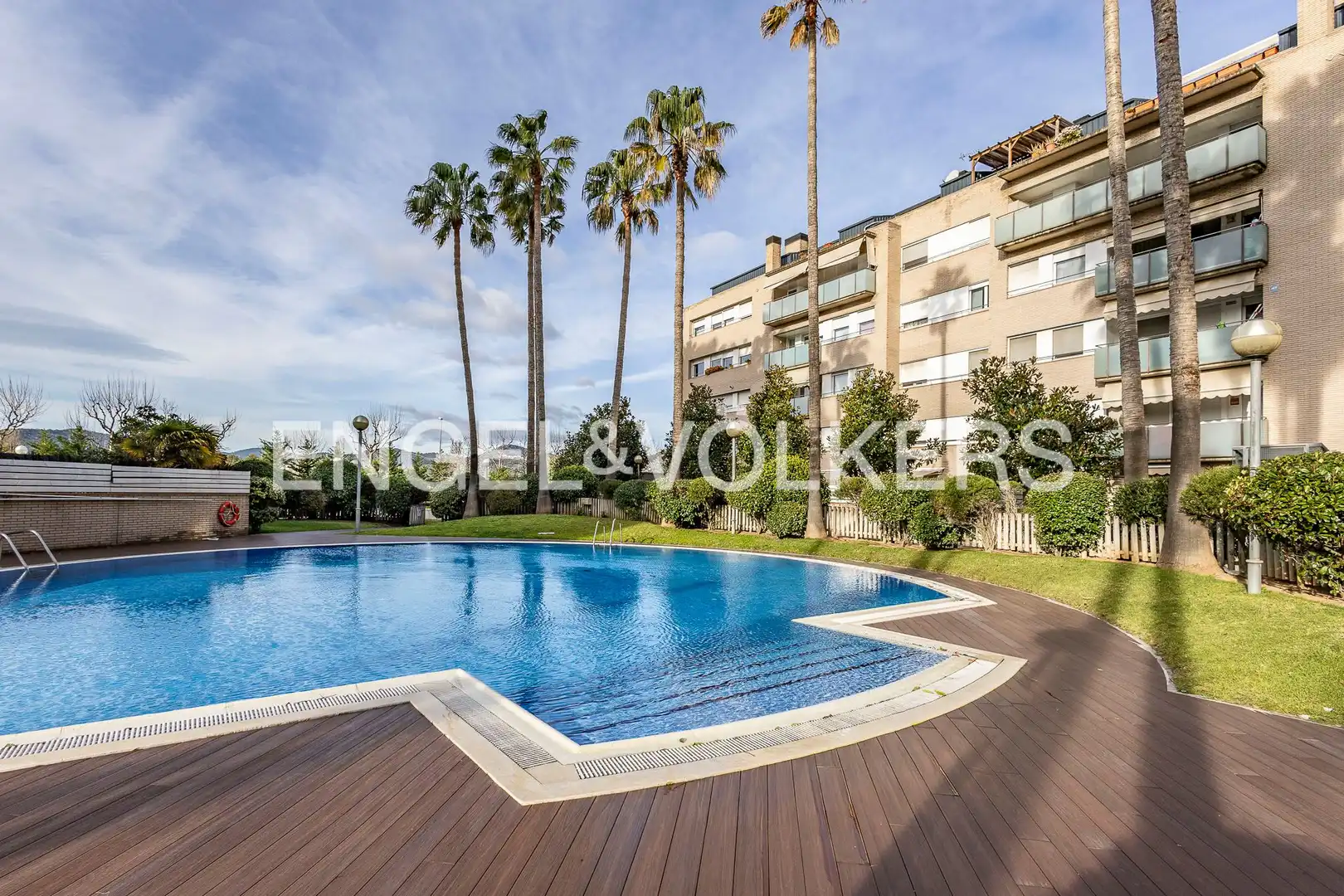 Exterior view of Flat for sale in Sant Joan Despí  with Air Conditioner, Heating and Terrace