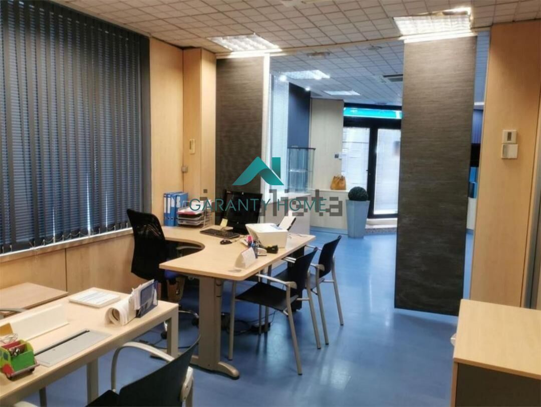 Premises for sale in  Madrid Capital  with Air Conditioner