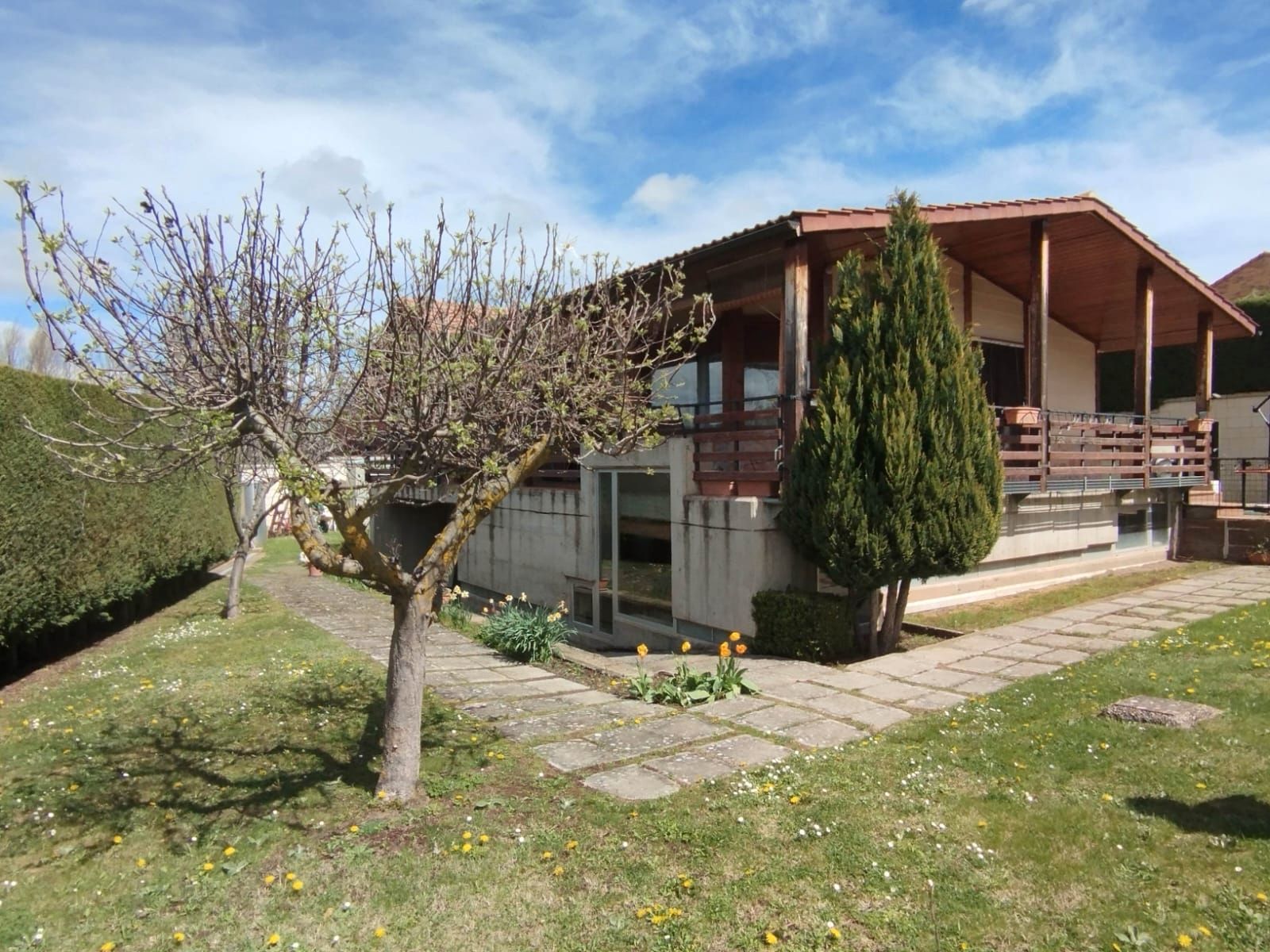 Exterior view of House or chalet for sale in Garray  with Heating, Parquet flooring and Furnished