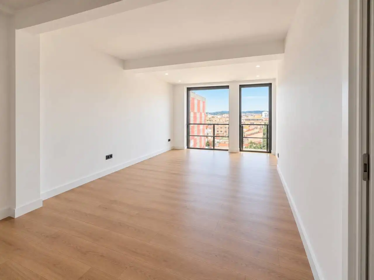 Dúplex amb terrassa en venda a Avenida Barberà, imagen 2