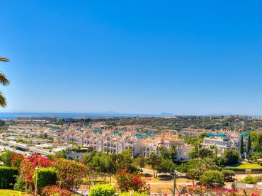 Apartamento con jardín en venta en Avenida CERRO ANDEVALO-L MA CLUB 3