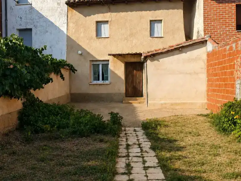 Vista exterior de Pis en venda en El Burgo Ranero 