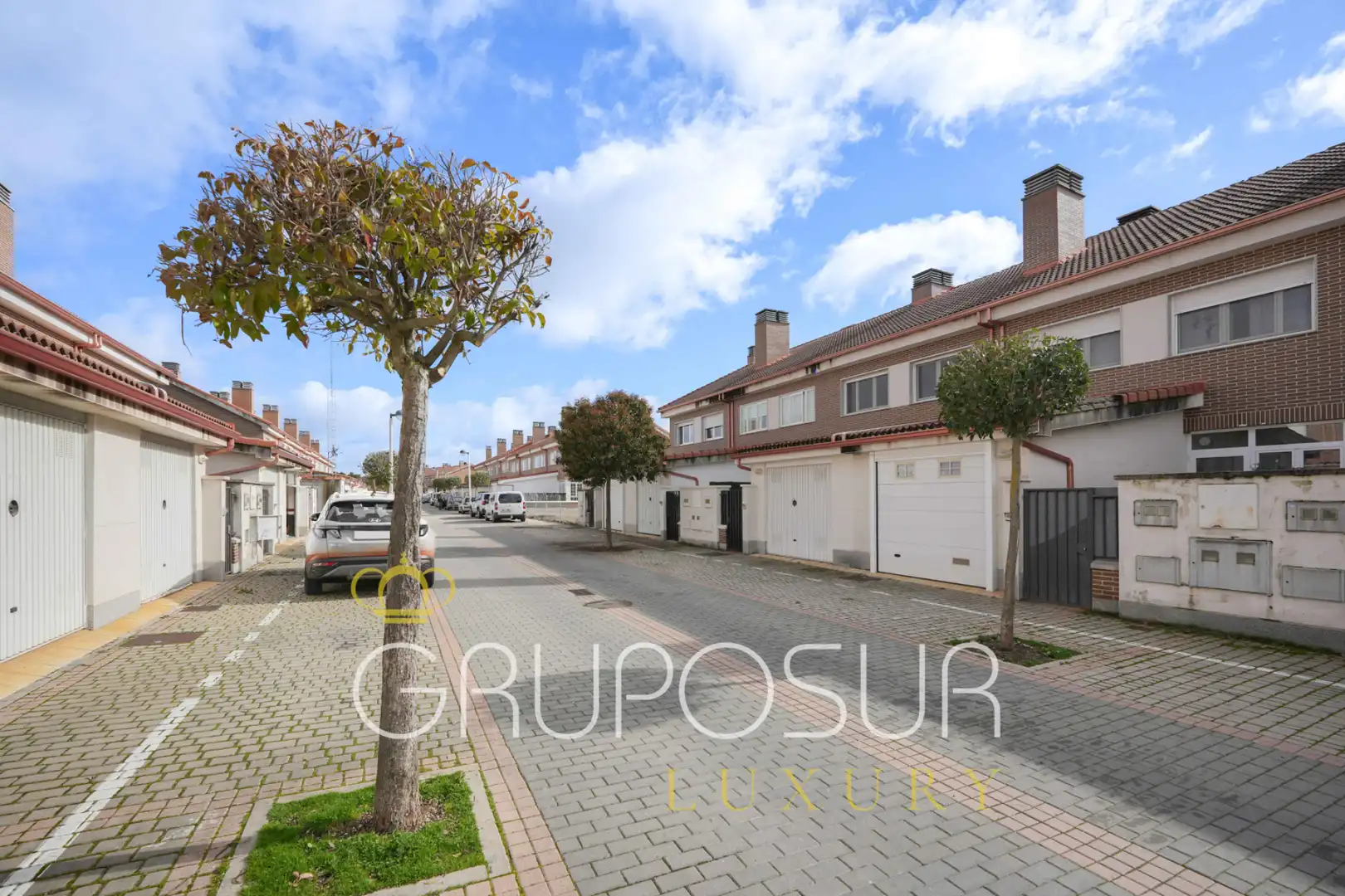 Vista exterior de Casa adosada en venta en Boecillo con Calefacción, Jardín privado y Parquet
