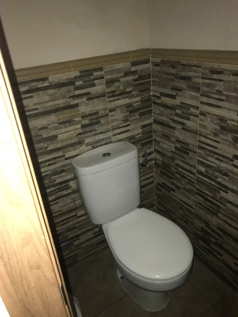 Bathroom of Commercial properties for sale in Madrid  with Air Conditioner