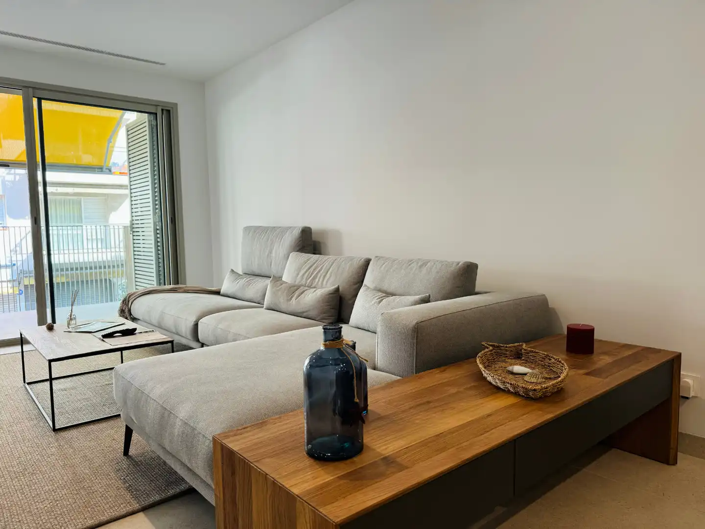 Sala de estar de Piso en venta en Palamós con Aire acondicionado, Calefacción y Terraza