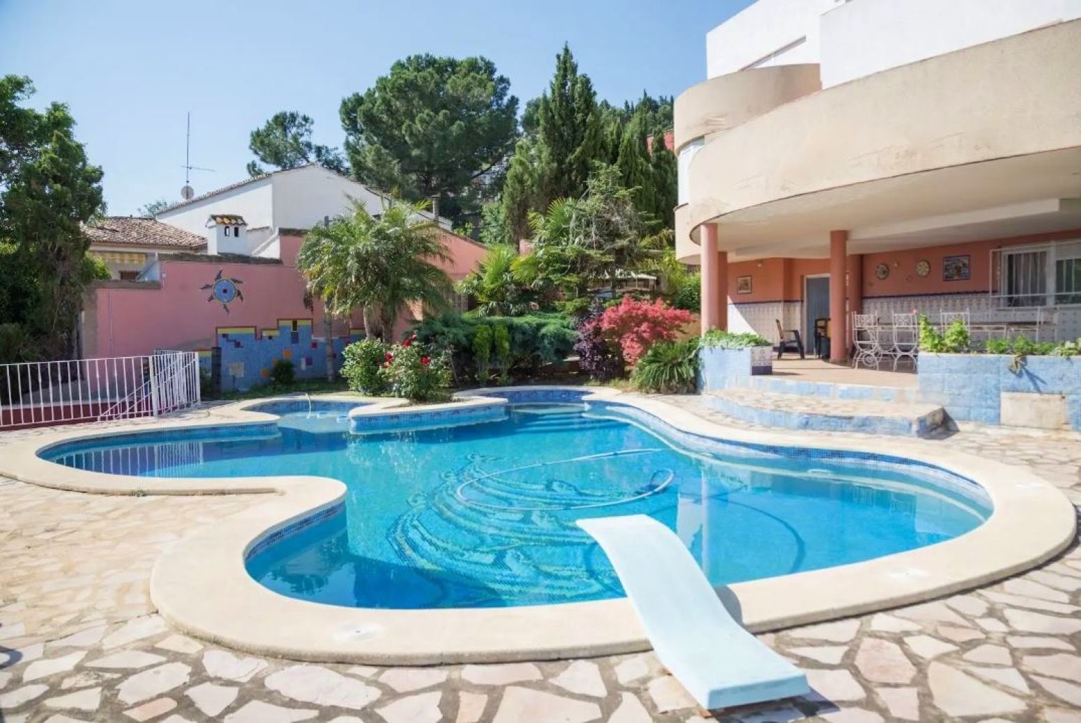 Piscina de Casa o chalet en venta en Chiva con Jardín privado, Terraza y Trastero