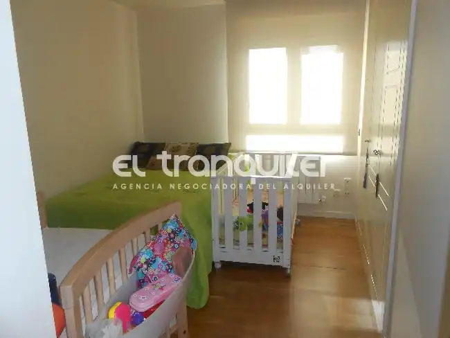 Habitación de Piso de alquiler en Madrid con Aire acondicionado, Terraza y Trastero