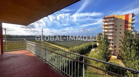 Foto 3 de Apartament en venda a Avinguda Emporda, Sant Pere Pescador, Girona