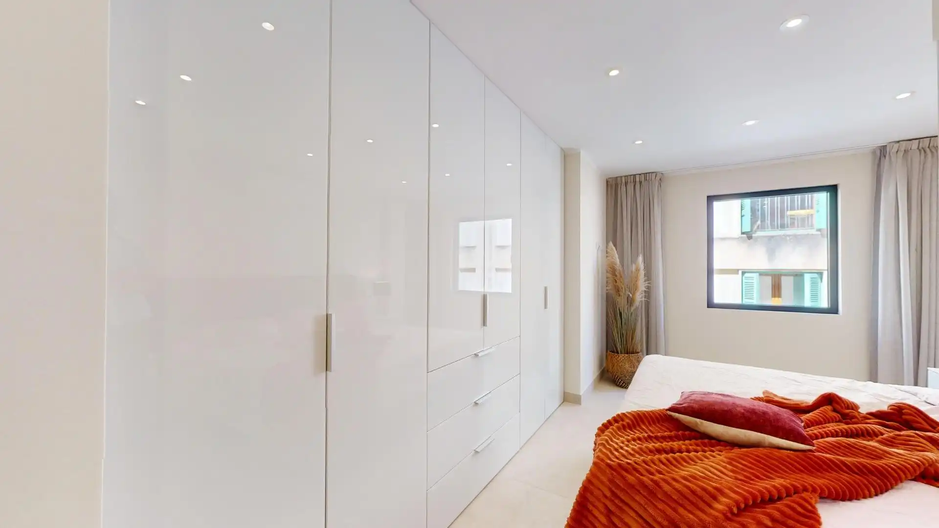 Bedroom of Flat for sale in  Palma de Mallorca  with Air Conditioner, Heating and Terrace