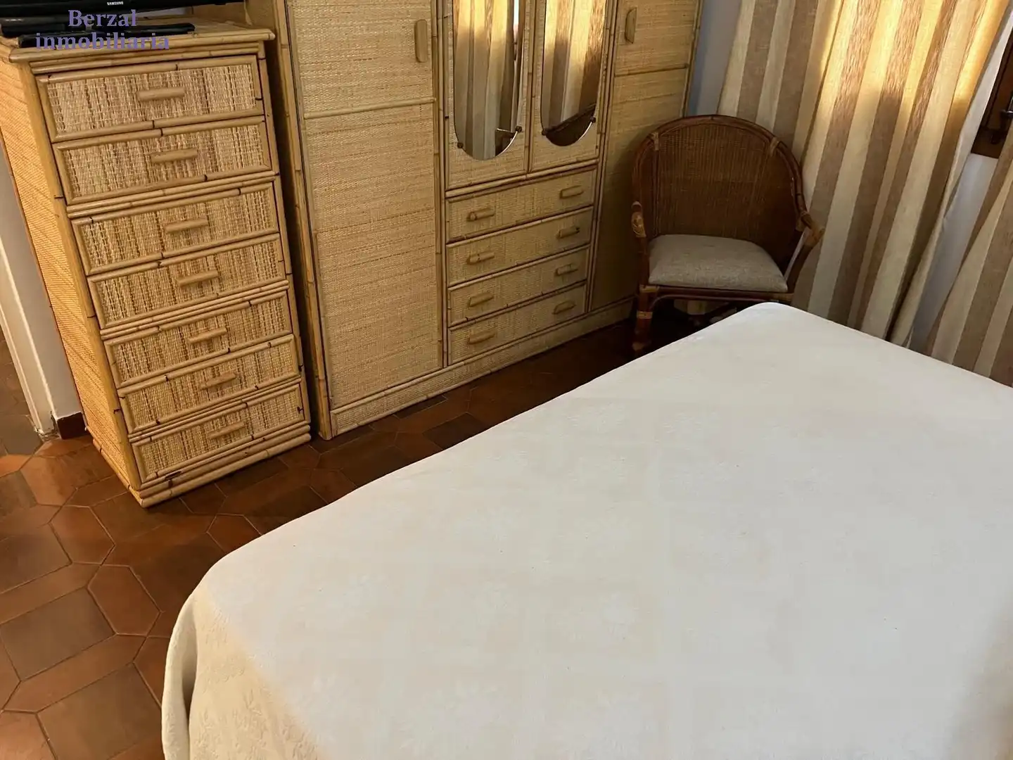 Dormitori de Casa o xalet en venda en Sorzano amb Jardí privat, Terrassa i Traster