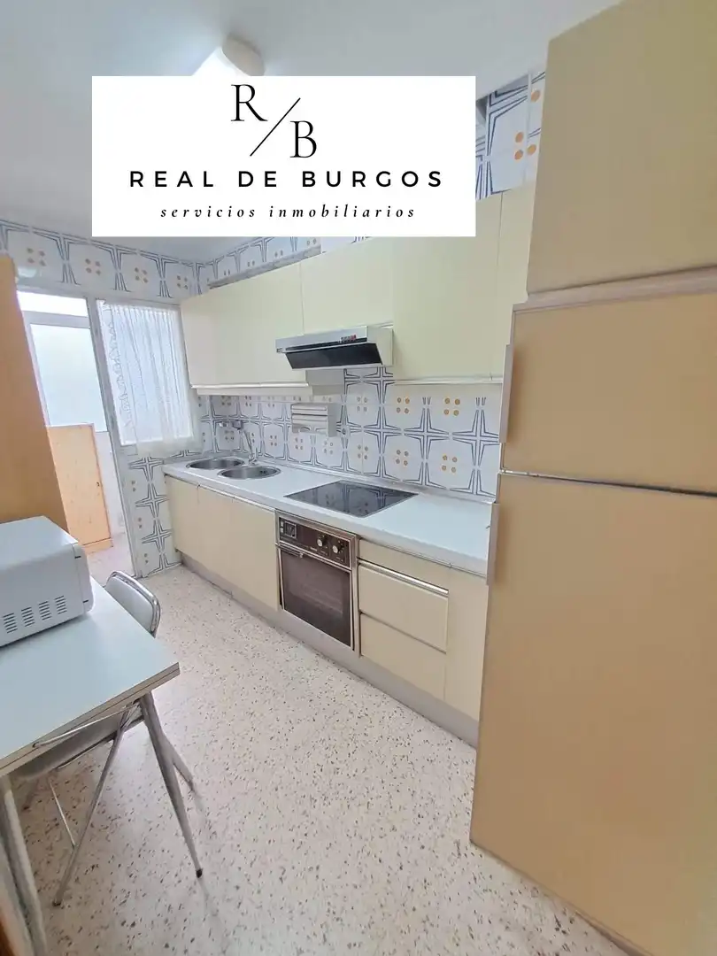 Kitchen of Flat for rent in Valladolid  with Heating, Terrace and Furnished