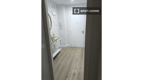 Foto 2 von Wohnung zur Miete in Casas Verdes - Ermita, Godella