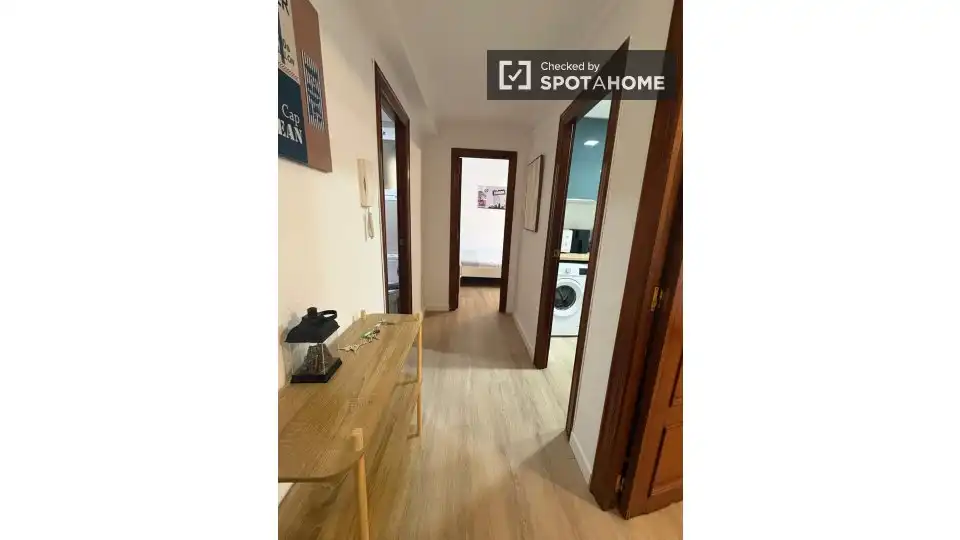 Room in Aiora